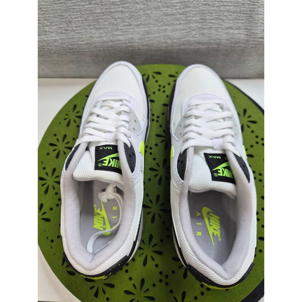 Nike Air Max 90 CZ1846-100 Mens 8.5 Running Shoes White Black Athletic Sneakers - Picture 6 of 14
